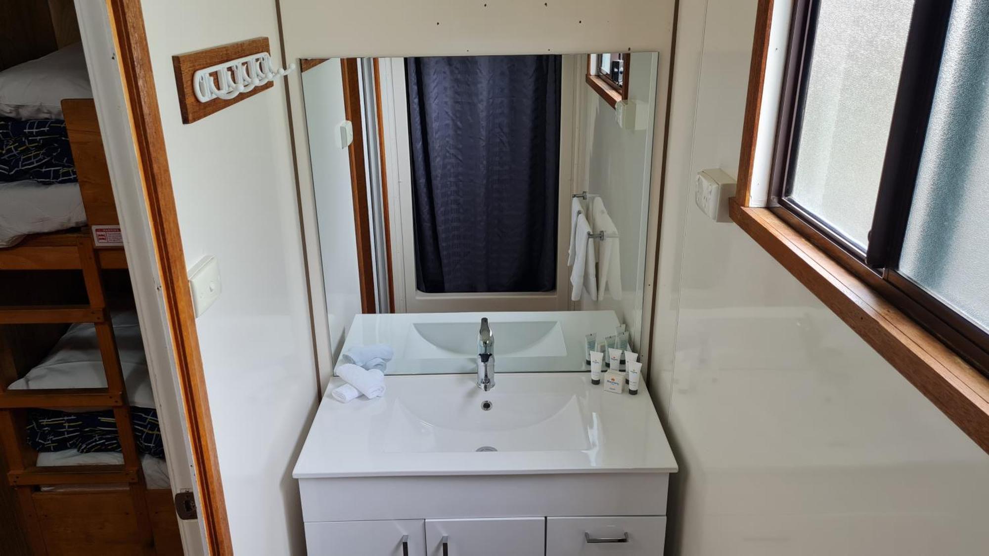 Discovery Parks - Hobart Room photo